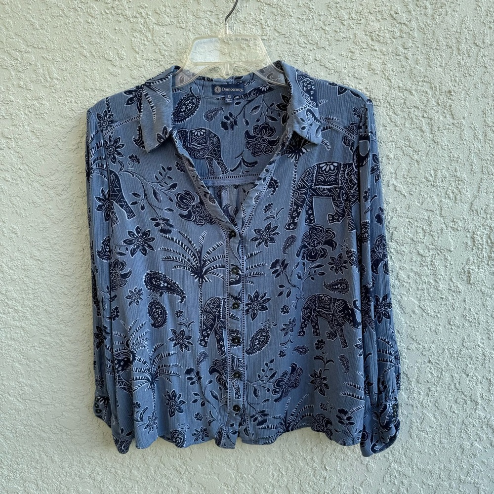 Democracy Gray Elephant Print Blouse